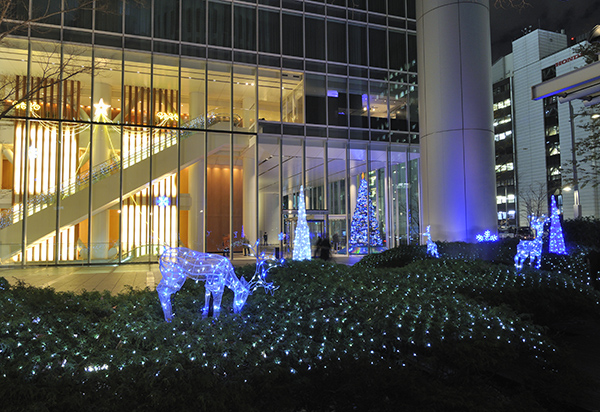 PACIFIC CENTURY PLACE MARUNOUCHI